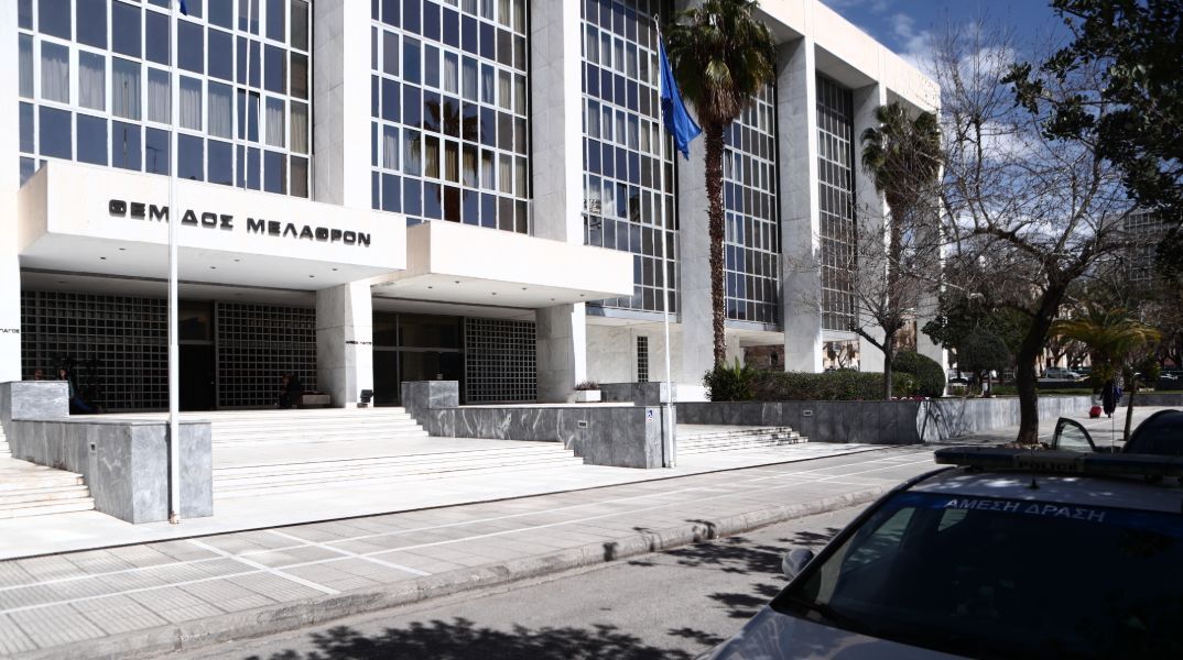 Στο αρχείο οι μηνύσεις Ανδρουλάκη και Κουκάκη για τις τηλεφωνικές υποκλοπές