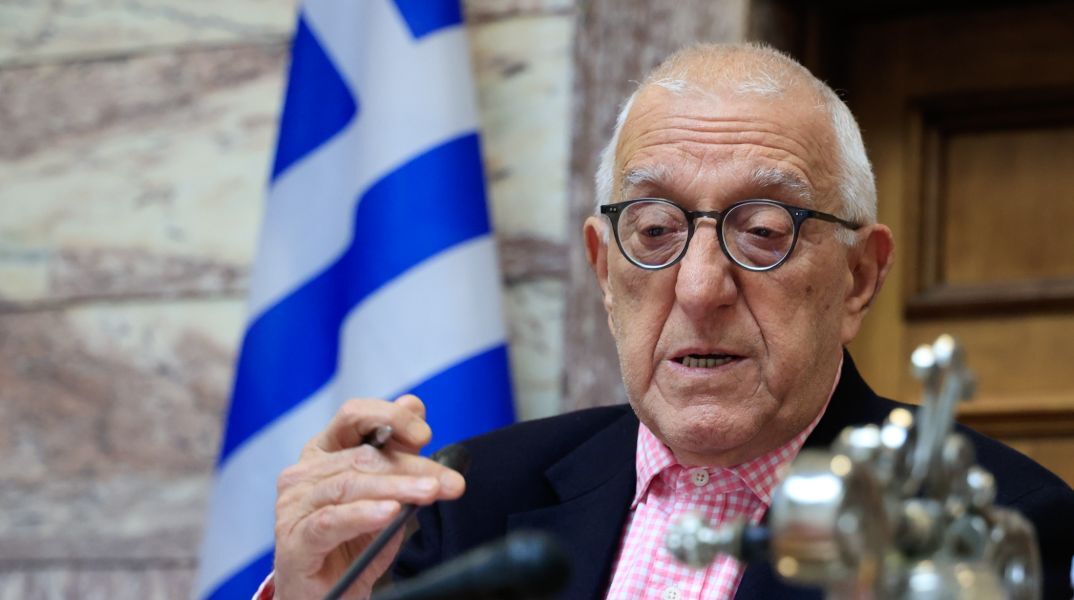 Κακλαμάνης για Τέμπη: Η Βουλή δεν απέκρυψε κανένα στοιχείο από την ποινική δικογραφία για το λεγόμενο «μπάζωμα»