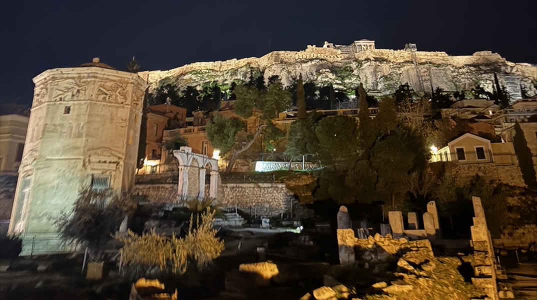 Παρακολουθώντας μια ξενάγηση στην Αθήνα με τα μάτια των Θεσσαλονικέων