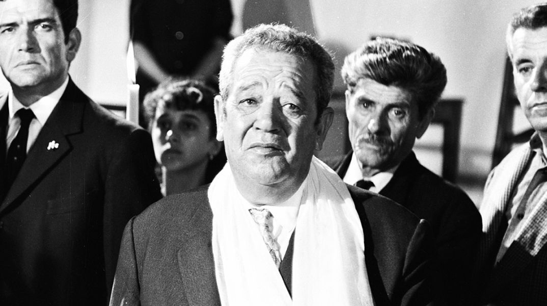 Σαντορίνη: Όταν έθαψαν ζωντανή την 12χρονη κόρη του Παντελή Ζερβού στον σεισμό του 1956