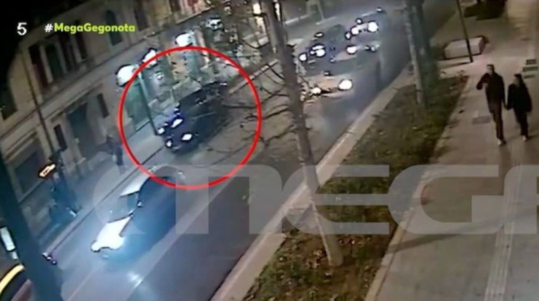 Χρήστος Μάστορας: Βίντεο από τη στιγμή που επιχειρεί να ξεφύγει από το μπλόκο της Τροχαίας