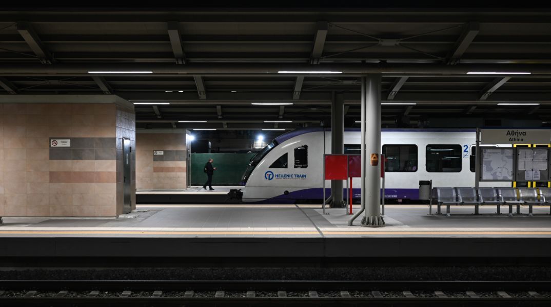 Hellenic Train: Ρυθμίσεις στον Προαστιακό - Ποια δρομολόγια θα γίνονται με λεωφορεία