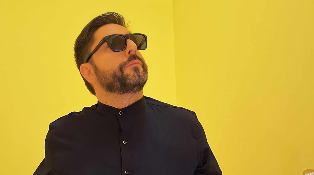 Yellow Red: Συνέντευξη με τον κιθαρίστα των Sugar For The Pill, Στέφανο Μανούση, για το solo project του και το debut album «My Little Words».