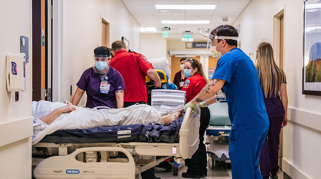 Τι συμβαίνει με την ιατροφαρμακευτική περίθαλψη στις ΗΠΑ