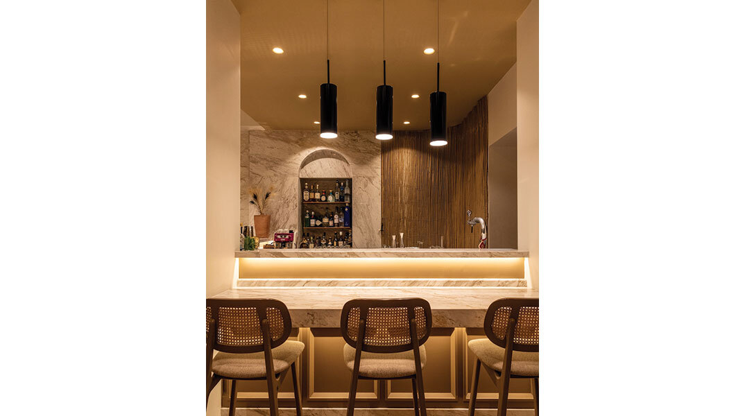 ΦΙΣ Fish & Drinks