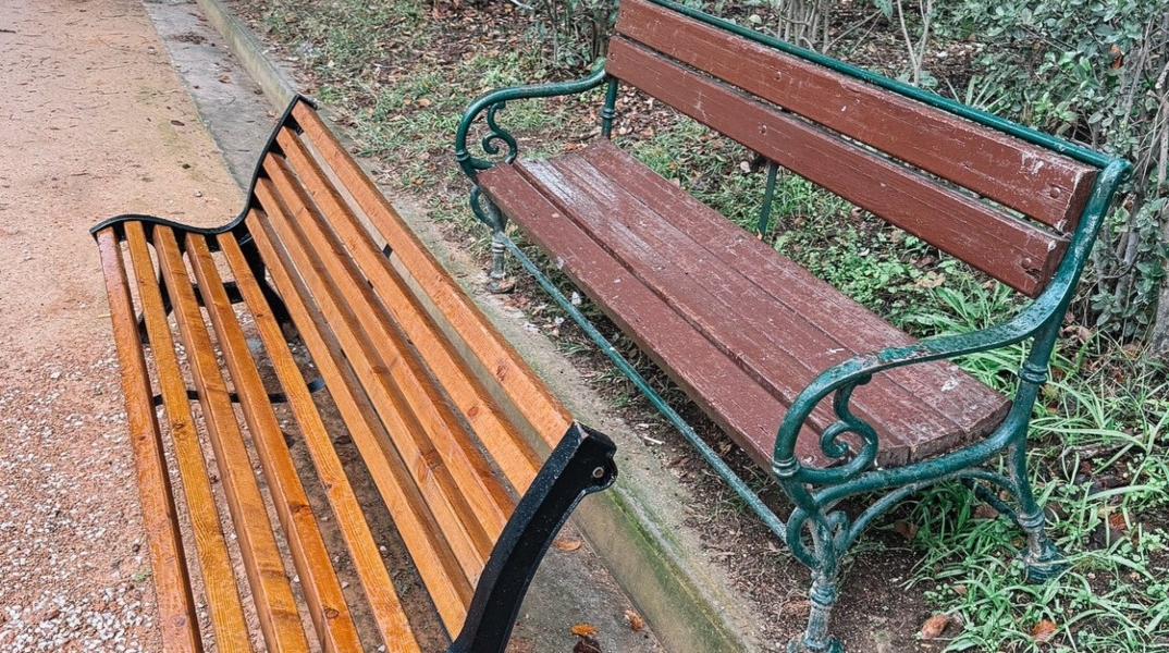 Φέρτε πίσω τα παγκάκια στο Πεδίον του Άρεως