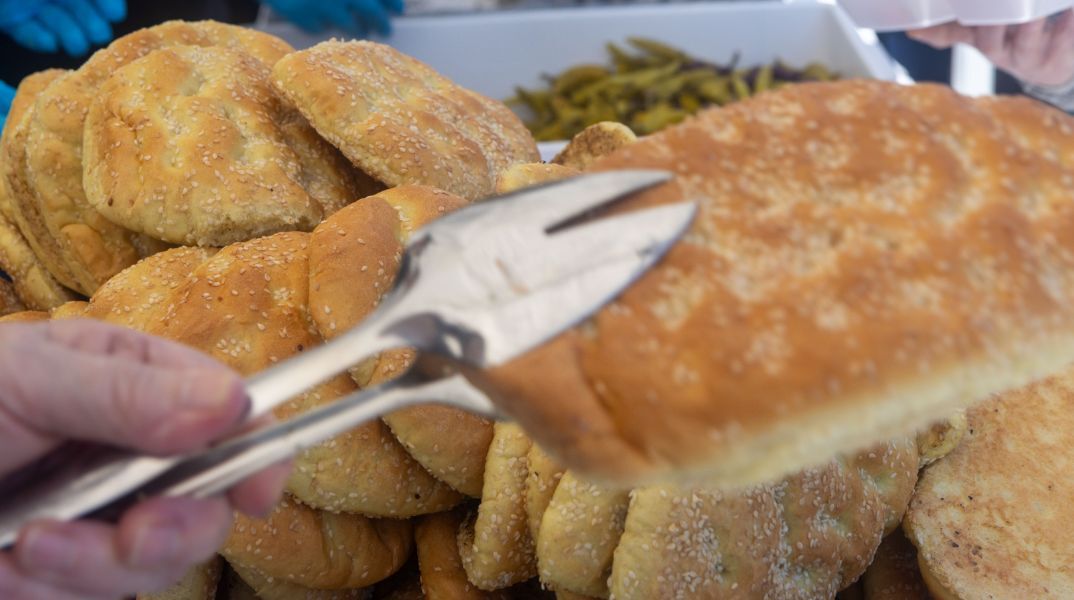 Καθαρά Δευτέρα: Σε τι τιμή θα αγοράσουμε τη λαγάνα φέτος