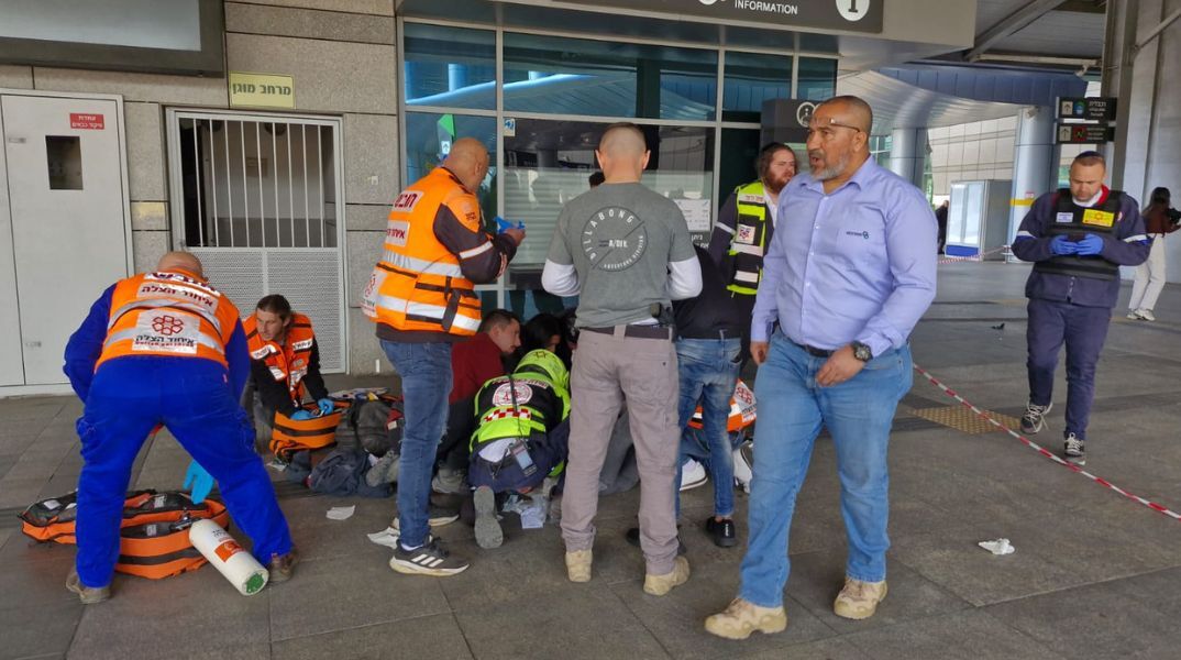 Ισραήλ: Επίθεση με μαχαίρι στη Χάιφα - Yπάρχουν θύματα, σύμφωνα με την αστυνομία - Πέντε άνθρωποι έχουν τραυματιστεί, δύο σε κρίσιμη κατάσταση 