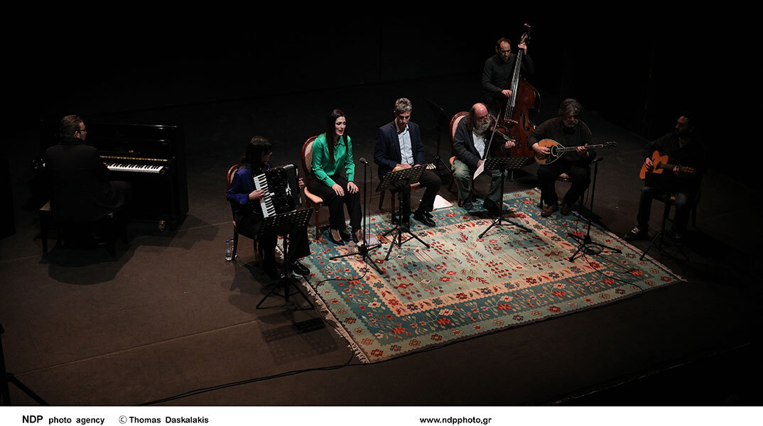 Ρεμπέτικο: Επόμενος σταθμός «Δημοτικό Θέατρο Πειραιά»