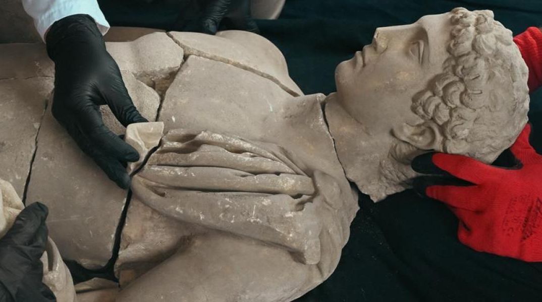 Eντυπωσιακό άγαλμα του θεού Ερμή ανακαλύφθηκε στην Τουρκία
