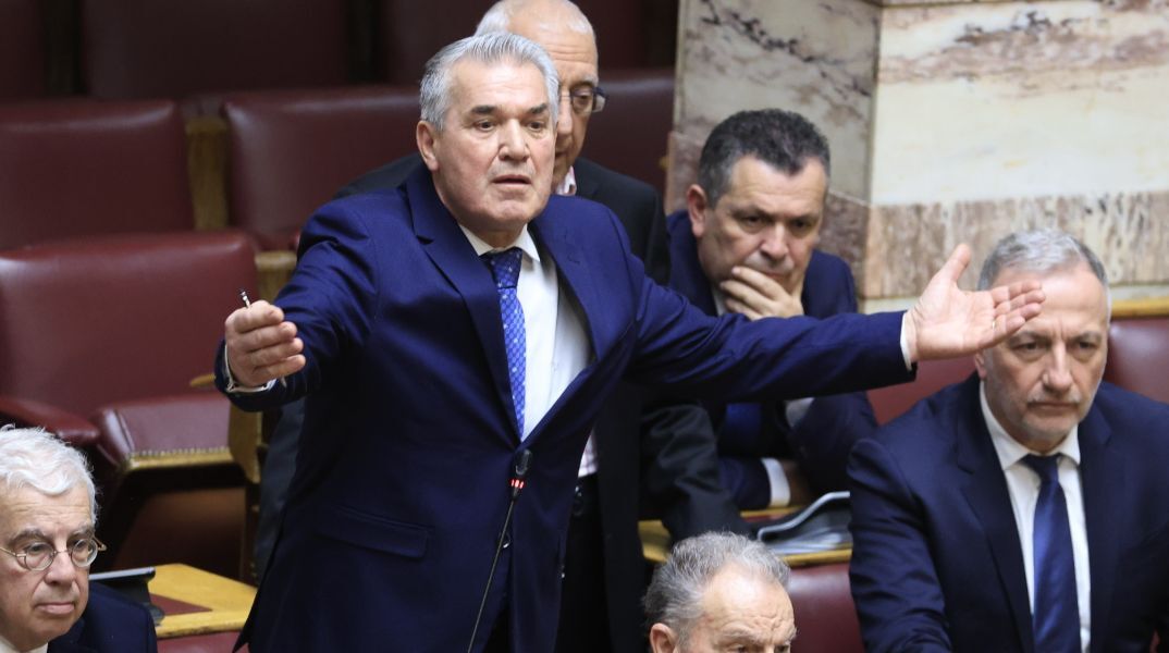 Ο Κυριάκος Μητσοτάκης διαγράφει τον βουλευτή της ΝΔ Κυριαζίδη