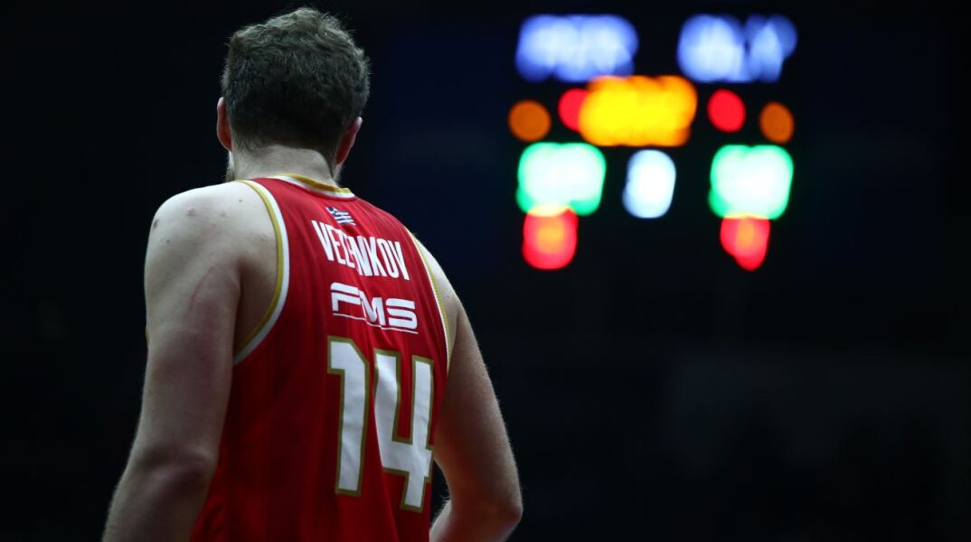 Ο Σάσα Βεζένκοφ του Ολυμπιακού