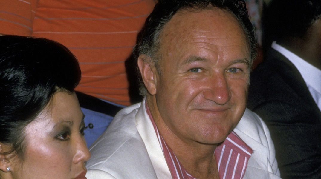 Τζιν Χάκμαν και Μπέτσι Αρακάουα