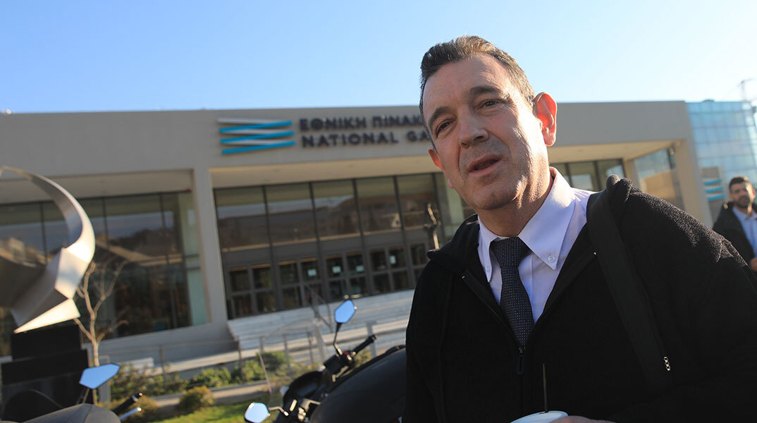 Δεν μας παρατάτε με τις ευαισθησίες σας