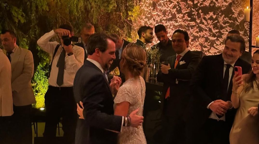 Νικόλαος Ντε Γκρες - Χρυσή Βαρδινογιάννη: Oι νέες αδημοσίευτες φωτογραφίες από τον γάμο τους