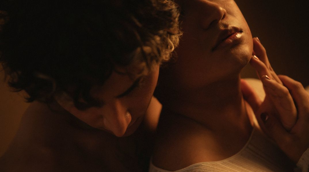 Ερωτική ασφυξία: η επικίνδυνη πρακτική που γίνεται μόδα