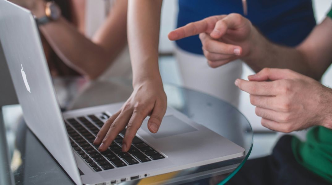  Voucher για λάπτοπ και τάμπλετ: Δείτε αν είστε δικαιούχος για την επιδότηση έως 1.600 ευρώ - Βγήκαν τα αποτελέσματα