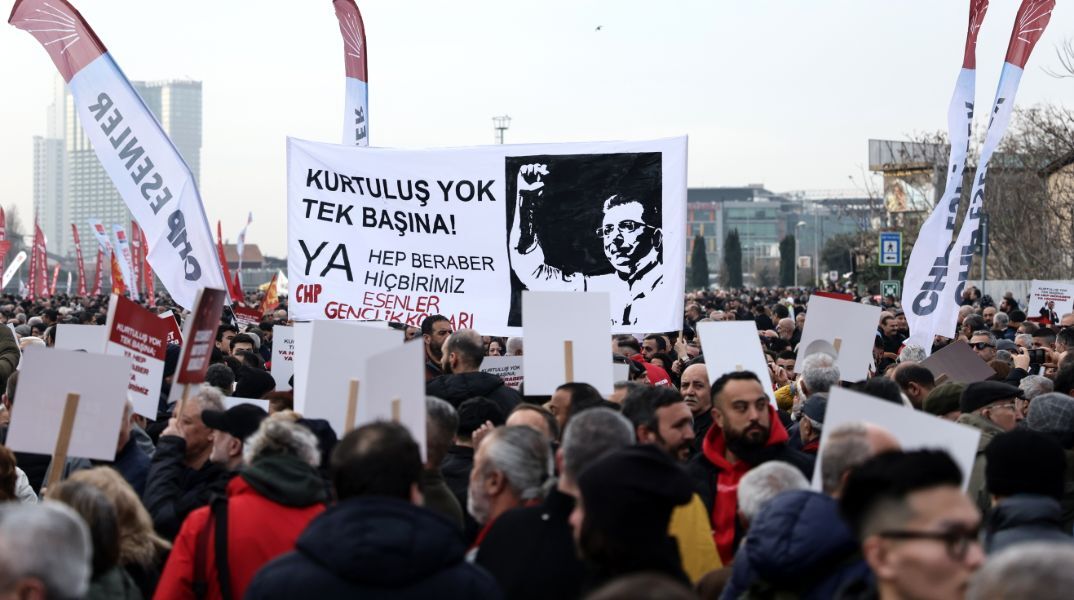 Ιμάμογλου: «Διαφθορά και υποστήριξη τρομοκρατικής οργάνωσης» οι κατηγορίες κατά του Δημάρχου Κωνσταντινούπολης