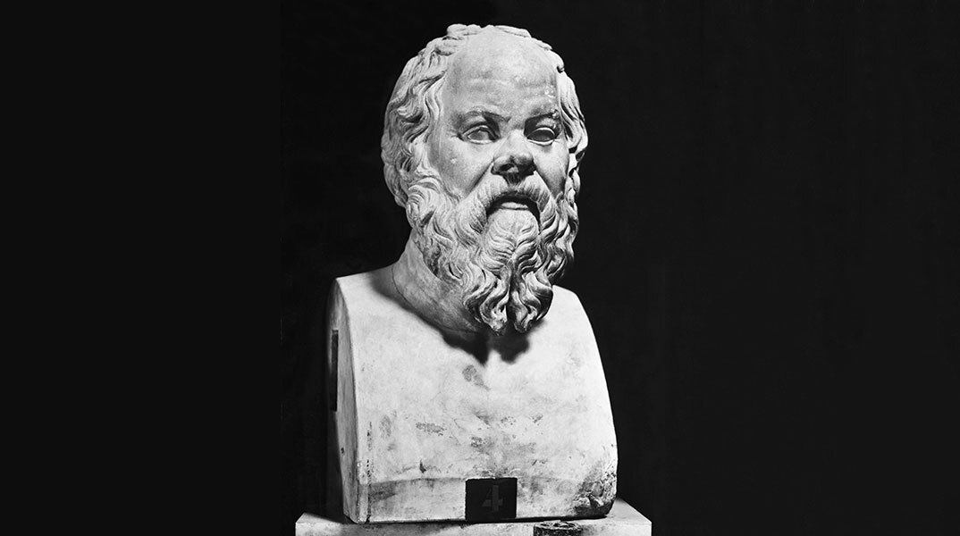 Τι μας μαθαίνει ο θάνατος του Σωκράτη για τους κινδύνους στις δικές μας δημοκρατίες;