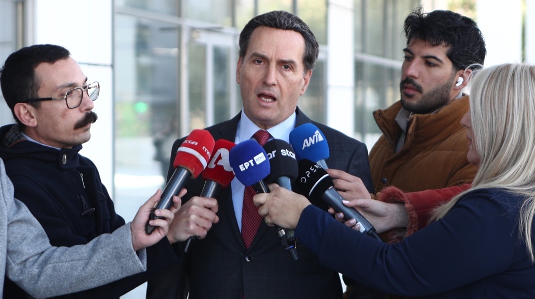Ο δικηγόρος του Πέτρου Φιλιππίδη, Μιχάλης Δημητρακόπουλος, σε δηλώσεις του στις τηλεοπτικές κάμερες