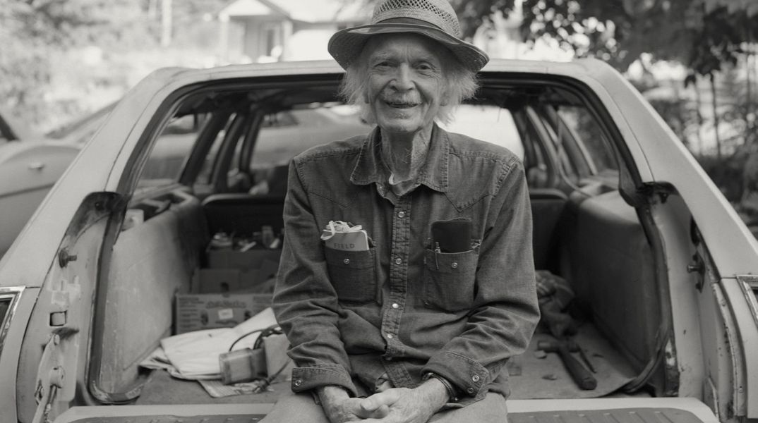 Πέθανε στα 83 του ο θρύλος της αμερικανικής φολκ σκηνής Μάικλ Χάρλεϊ - Σύγχρονος του Μπομπ Ντίλαν - Ενέπνευσε πλήθος καλλιτεχνών της εναλλακτικής σκηνής