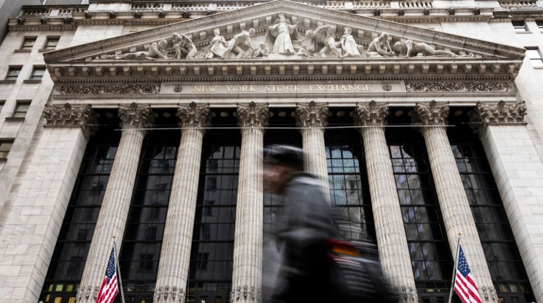 ΗΠΑ: Οι δασμοί Τραμπ πλήττουν όλες τις εθνικές οικονομίες αλλά περισσότερο την αμερικανική, κρίνουν οι αγορές - Ορατός ο κίνδυνος ύφεσης