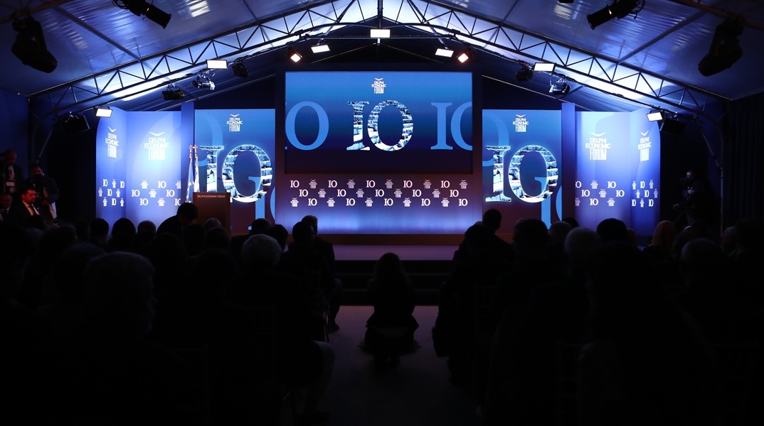 Το 10ο Οικονομικό Φόρουμ Δελφών άνοιξε τις πύλες του - Δείτε live τις εργασίες