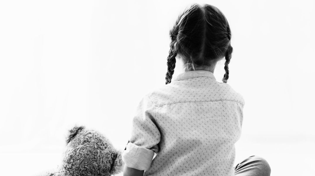 Μύθοι και αλήθειες γύρω από την κακοποίηση ενός παιδιού - Μαρτυρίες σοκ στο Σωματείο ΕΛΙΖΑ