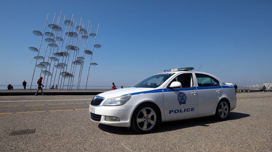 Θεσσαλονίκη: Εντοπίστηκε πτώμα άνδρα ηλικίας 55-60 ετών στη θαλάσσια περιοχή της πόλης - Ανασύρθηκε από περιπολικό σκάφος του Λιμενικού - Οι πρώτες πληροφορίες