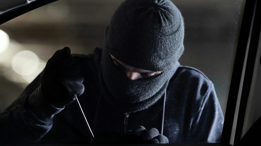 Διαρρήκτης 