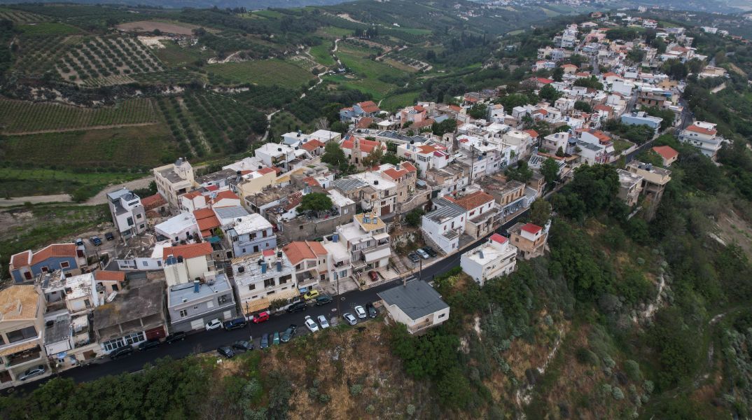 Βούτες Ηρακλείου: Πού οφείλονται οι ρηγματώσεις στα σπίτια - Τι διαπίστωσαν οι επιστήμονες