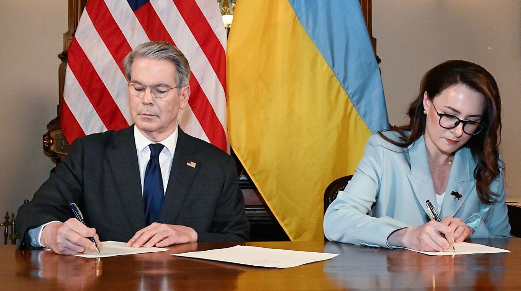 Η Βουλή της Ουκρανίας επικύρωσε την «ιστορική» συμφωνία με τις ΗΠΑ για τους ουκρανικούς φυσικούς πόρους - Ανοίγει ο δρόμος για πιθανή νέα στρατιωτική βοήθεια