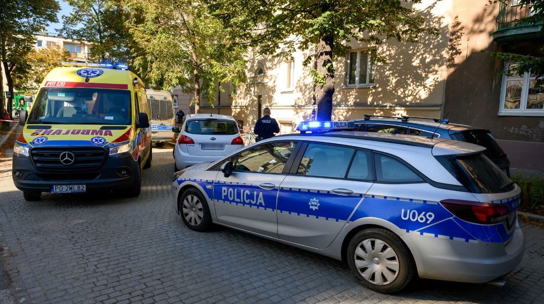 Γυναίκα σκοτώθηκε με τσεκούρι στο Πανεπιστήμιο Βαρσοβίας - Τραυματίας φρουρός, συνελήφθη φοιτητής - Ημέρα πένθους, ακυρώθηκε φεστιβάλ.