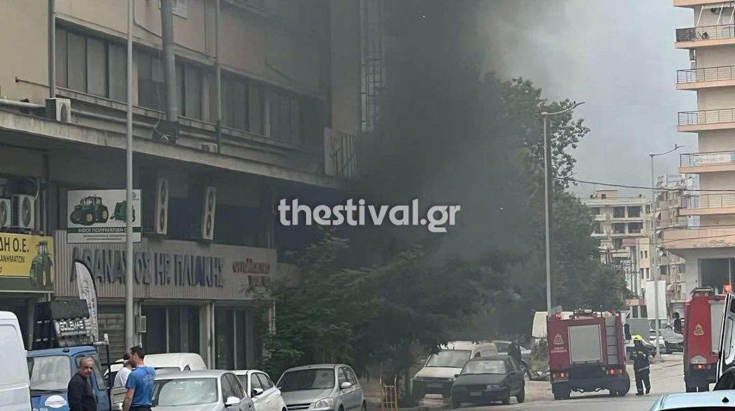 Φωτιά στη Θεσσαλονίκη - Κάηκε εγκαταλελειμμένο κατάστημα