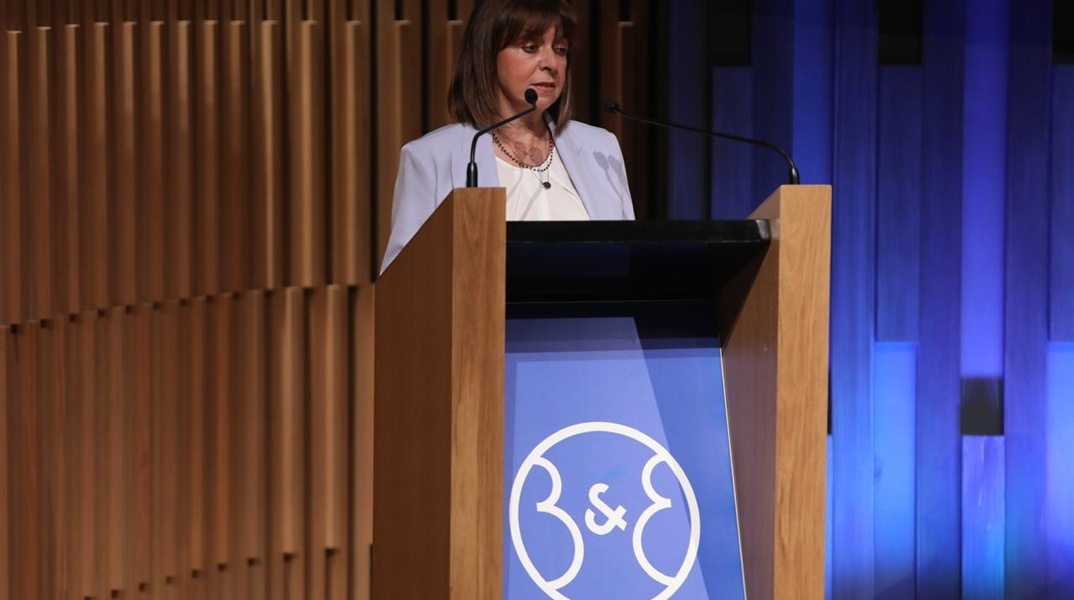 Κατερίνα Σακελλαροπούλου