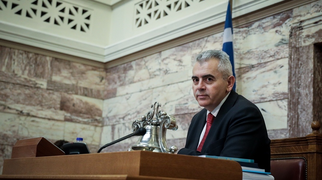 Μάξιμος Χαρακόπουλος