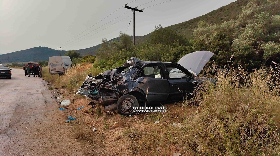 Το καταστραμένο αυτοκίνητο που οδηγούσε η 27χρονη 