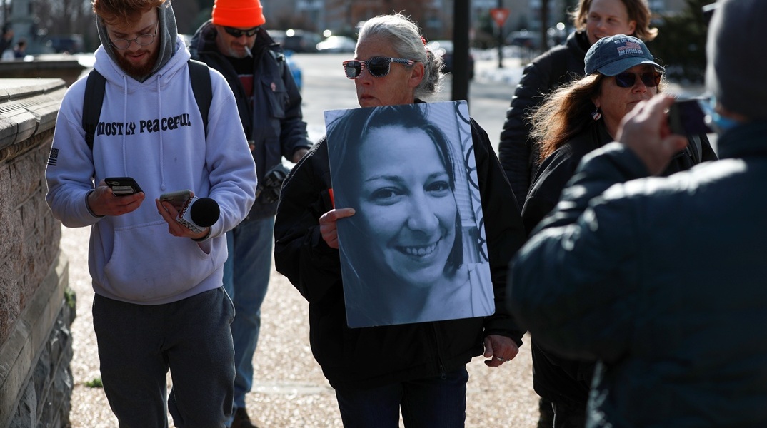 Άσλι Μπάμπιτ