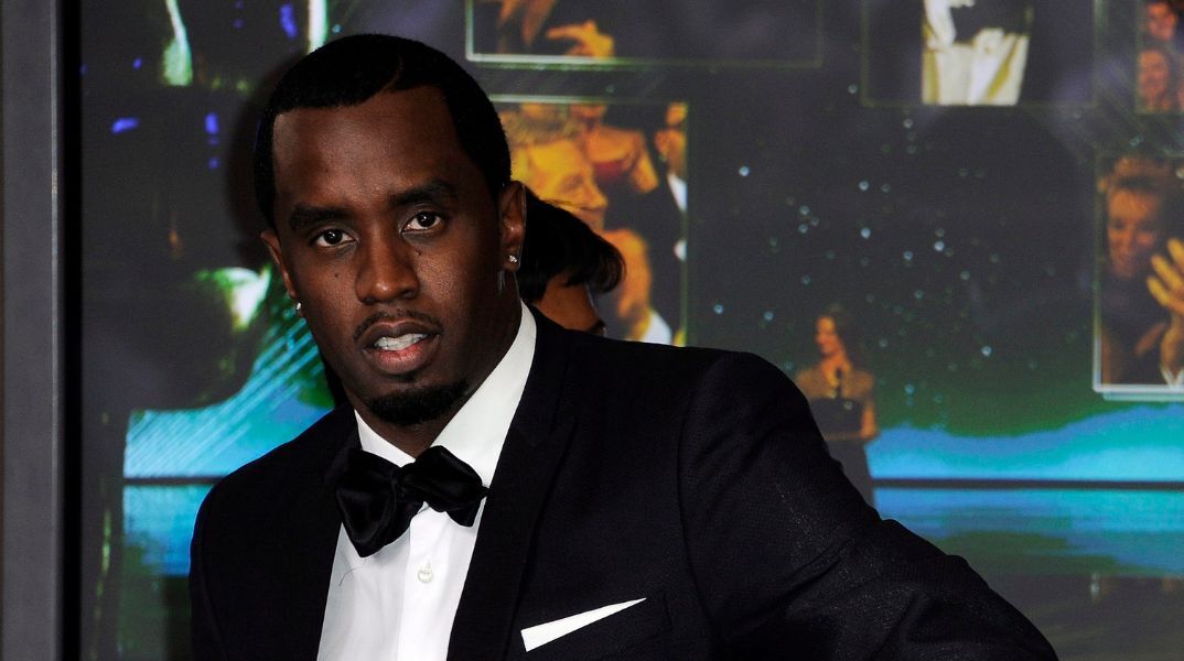 Ο Σον Diddy Κόμπς προσπάθησε να εισβάλει στο σπίτι της Κάσι Βεντούρα με σφυρί, μετά από κακοποίησή της σε ξενοδοχείο το 2016