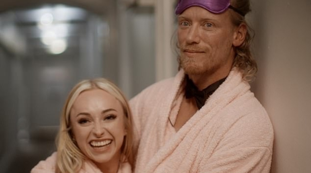 Υποτίθεται ότι αυτό είναι ριάλιτι σχέσεων... 