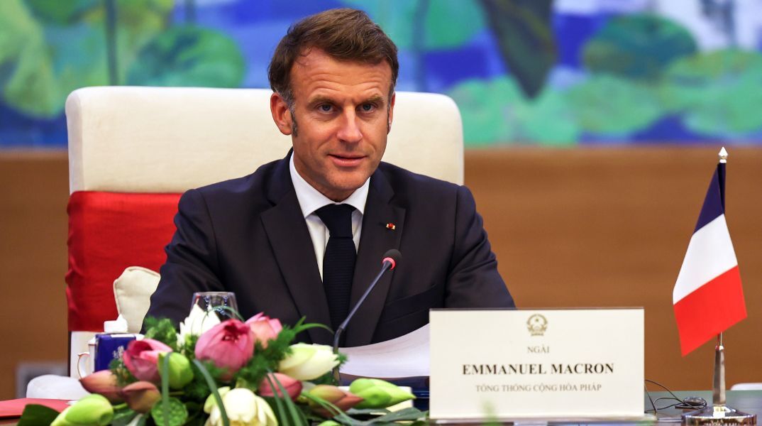 Ο Εμανουέλ Μακρόν δηλώνει πως ο Ντόναλντ Τραμπ συνειδητοποιεί ότι ο Ρώσος πρόεδρος Πούτιν είπε «ψέματα» για την Ουκρανία