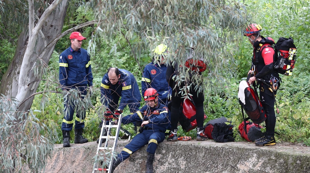 Διασώστες της ΕΜΑΚ