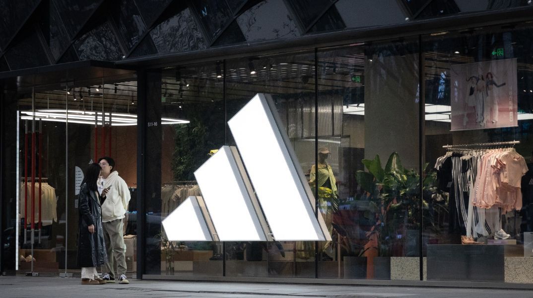 Κυβερνοεπίθεση στην Adidas: Aνακοίνωσε παραβίαση δεδομένων από εξωτερικό χάκερ μέσω τρίτου παρόχου - Δεν επηρεάστηκαν στοιχεία πληρωμών.