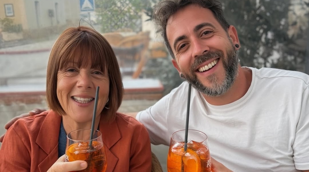 Η Ζιζέλ Πελικό και ο γιος της 