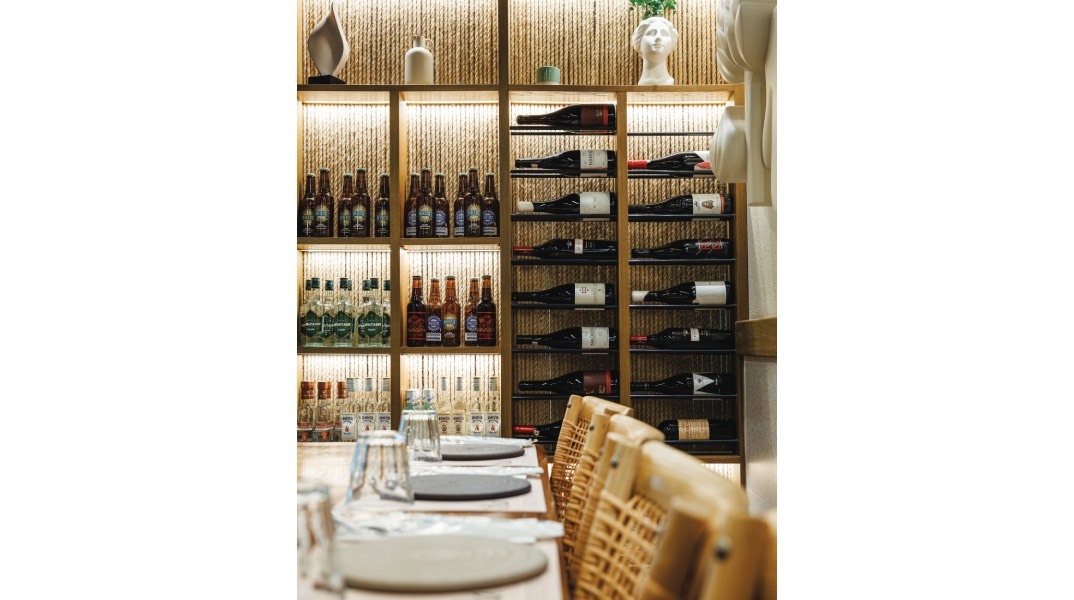  Ella Urban Greek Cuisine: Σύγχρονη ελληνική-μεσογειακή κουζίνα στην καρδιά της Αθήνας