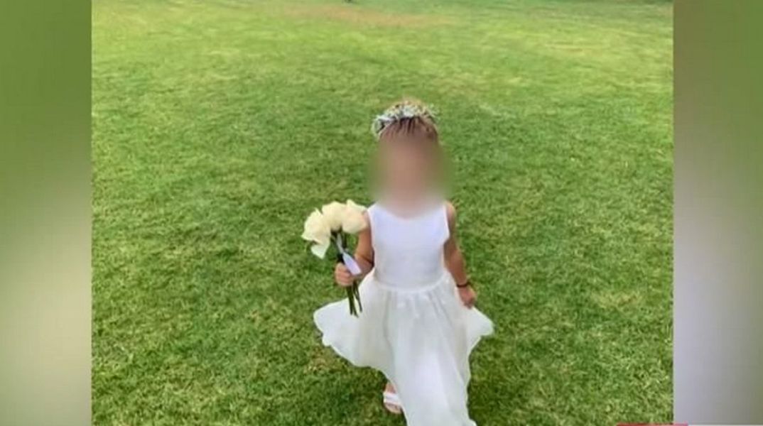 Καλλιθέα: Λευκά μπαλόνια στην κηδεία της 7χρονης - «Συγγνώμη γιατί δεν προλάβαμε να σε σώσουμε»