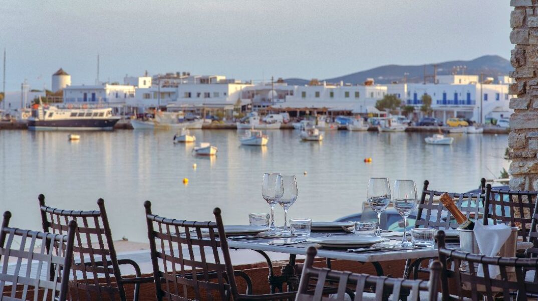 Vassilenas Blue Αντίπαρος