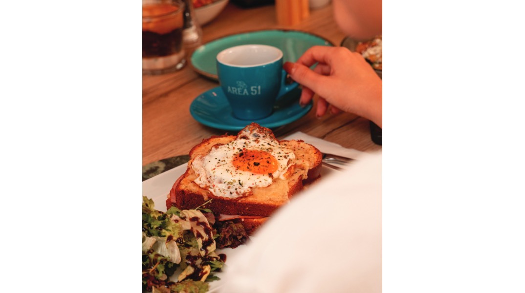 Ziya Wine Bar: Για αυθεντικό sushi, εκλεκτή ποικιλία κρασιών και μοναδική ατμόσφαιρα