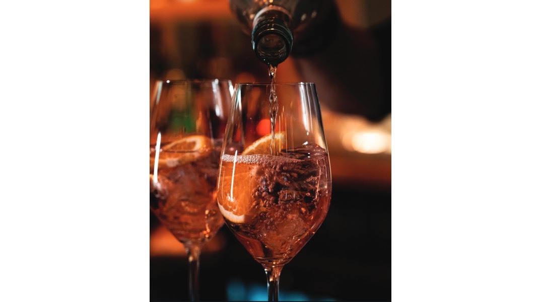 Ziya Wine Bar: Για αυθεντικό sushi, εκλεκτή ποικιλία κρασιών και μοναδική ατμόσφαιρα