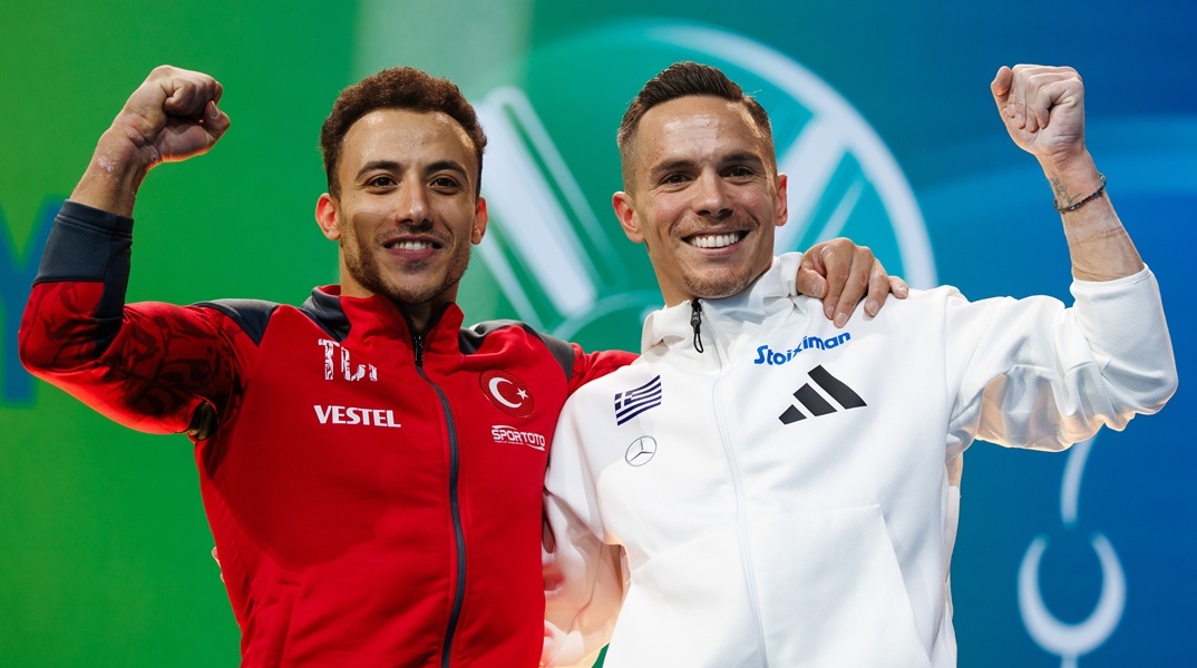 Λευτέρης Πετρούνιας